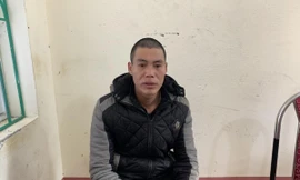 Đối tượng Đàm Văn Kèm tại cơ quan công an -Ảnh: TL