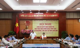 Quang cảnh hội nghị,