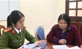 Bắt cặp mẹ con buôn bán trái phép ma túy