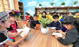 Không gian đọc sách được bàn giao đúng dịp Khai giảng năm học mới. Ảnh: Duy Chiến 