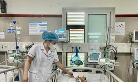 Bệnh nhân Đ đang được tích cực cấp cứu tại bệnh viện. 