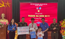 Chương trình Tháng 3 biên giới ở Lạng Sơn. Ảnh: Duy Chiến 