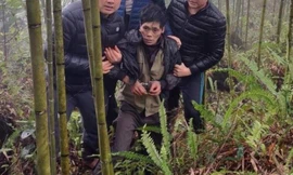 Đối tượng On (giữa) bị tóm gọn trên núi cao -Ảnh: CB