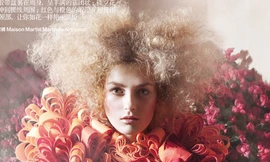 'Búp bê Pháp' khiến các quý ông ngất ngây