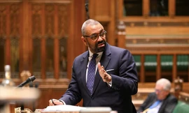 Bộ trưởng Nội vụ Anh James Cleverly. (Ảnh: Reuters)