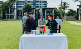 Lễ trao trả hài cốt quân nhân Mỹ mất tích trong chiến tranh ở Việt Nam lần thứ 167. (Ảnh: Mofa)