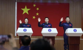 Ba phi hành gia Trung Quốc sẽ tham gia sứ mệnh Thần Châu-19. (Ảnh: Reuters)