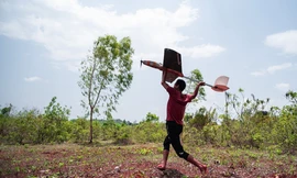 Phe nổi dậy tấn công thủ đô Myanmar bằng máy bay không người lái
