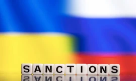 Hơn 3,5 triệu người Nga bị đóng băng tài sản ở nước ngoài do các lệnh trừng phạt của phương Tây. (Ảnh: Reuters)