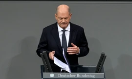 Thủ tướng Đức Olaf Scholz phát biểu trước quốc hội Đức ngày 16/12. (Ảnh: AP)