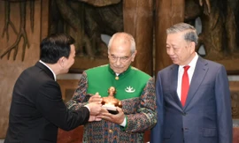 Chủ tịch nước Tô Lâm cùng Tổng thống Timor-Leste thăm Bảo tàng Hồ Chí Minh