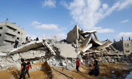 Cảnh tượng tan hoang ở Dải Gaza sau các cuộc tấn công của Israel. (Ảnh: Reuters)