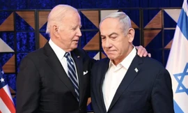 Tổng thống Mỹ Joe Biden trong cuộc gặp Thủ tướng Israel Benjamin Netanyahu tại Tel Aviv ngày 18/10/2023. (Ảnh: Anadolu)