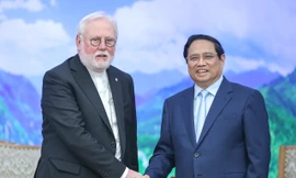 Thủ tướng Phạm Minh Chính tiếp Bộ trưởng Ngoại giao Toà thánh Vatican