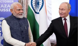 Thủ tướng Ấn Độ kêu gọi giải quyết khủng hoảng Ukraine khi gặp Tổng thống Putin