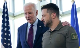 Tổng thống Mỹ Joe Biden và Tổng thống Ukraine Volodymir Zelensky trong lần gặp ở Hiroshima năm 2023. (Ảnh: Getty)