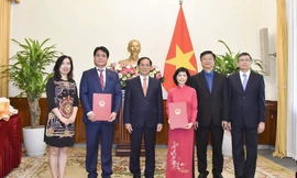 Lễ trao quyết định ngày 22/4. (Ảnh: baoquocte)