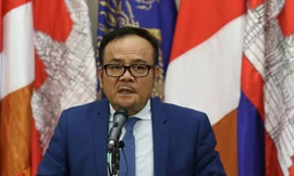 Ông Sin Chanserivutha bác bỏ thông tin về MH370. (Ảnh: Khmer Times)