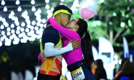 Tìm ra nhà vô địch giải chạy đêm Hanoi Midnight