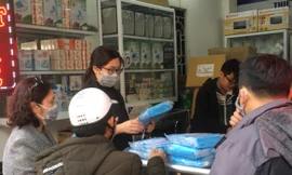 Giữa tâm điểm dịch Corona, giá khẩu trang có thời điểm nhảy múa cao gấp 4-5 lần ngày thường