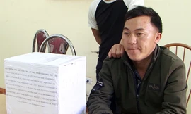 Lầu A Đàng cùng tang vật 10kg thuốc phiện bị thu giữ