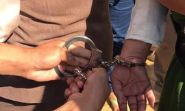 Bắt giam Chi cục trưởng Hải quan cửa khẩu cảng Đồng Tháp