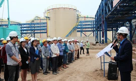 Toàn cảnh lễ phát động thi đua trên công trường Nhà máy Nhiệt điện Thái Bình 2