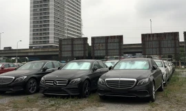 Lượng ô tô nhập khẩu về Việt Nam tăng lên dịp cuối năm