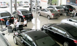 Ô tô lắp ráp sụt giảm mạnh, xe Thái tiếp tục 'bành trướng'