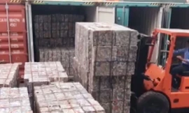 5 container nhôm phế liệu 'đội lốt' gốm nung tại cảng Cát Lái