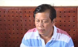 Đại gia Trịnh Sướng khai công thức pha trộn xăng giả