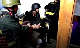 Cận cảnh cuộc đột kích của cảnh sát vào xưởng sản xuất ma túy tại Kon Tum