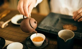 Uống trà quá nóng có nguy cơ ung thư thực quản