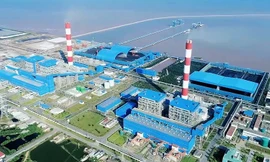 EVN vẫn lãi dù không tăng giá điện năm 2018