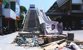 Sát ngày khai thác, đường sắt Cát Linh - Hà Đông vẫn ngổn ngang, nhếch nhác