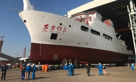 Tàu nghiên cứu biển có phòng thí nghiệm 600 m2 của Trung Quốc