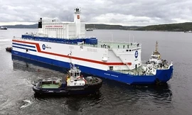 Nhà máy hạt nhân nổi đầu tiên trên thế giới gây lo ngại