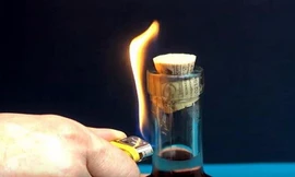 Mở rượu với bật lửa, khử mùi tanh từ cá và các mẹo thần kỳ trong bếp