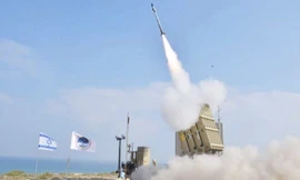 Cận cảnh 'Vòm Sắt' Israel chặn cơn mưa tên lửa