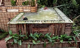 Tròn mắt xem “biệt thự” có bể bơi được xây bằng tay chỉ trong vài ngày!