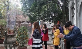 Tết này nên đi chùa nào để cầu duyên 