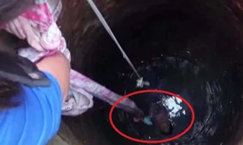 Video: Chị gái nhanh trí dùng ga trải giường cứu em ngã xuống giếng