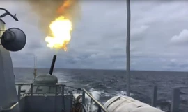 Tàu Nga khai hỏa như ‘sấm sét’ tại biển Baltic