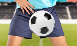 Sức khỏe nam sinh viên bị vỡ tinh hoàn khi chơi bóng đá giờ ra sao?