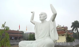 Không thể sửa chữa 16 bức tượng La Hán bị phá hoại