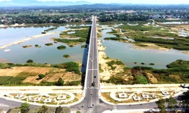 Cầu 650 tỷ đồng bắc qua sông Trà Khúc thông xe