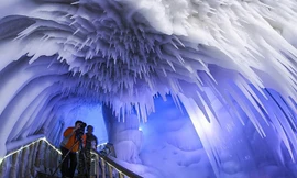 Động băng không bao giờ tan chảy ở Trung Quốc