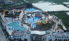 Cận cảnh công viên nước lớn nhất Hà Nội sắp mở cửa đón khách