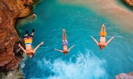 Đi bộ hơn 16 km tới thác thiên đường ẩn suốt 30.000 năm ở Mỹ