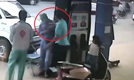 Bị nhắc tự mở nắp bình xăng, khách hùng hổ đánh nhân viên cây xăng